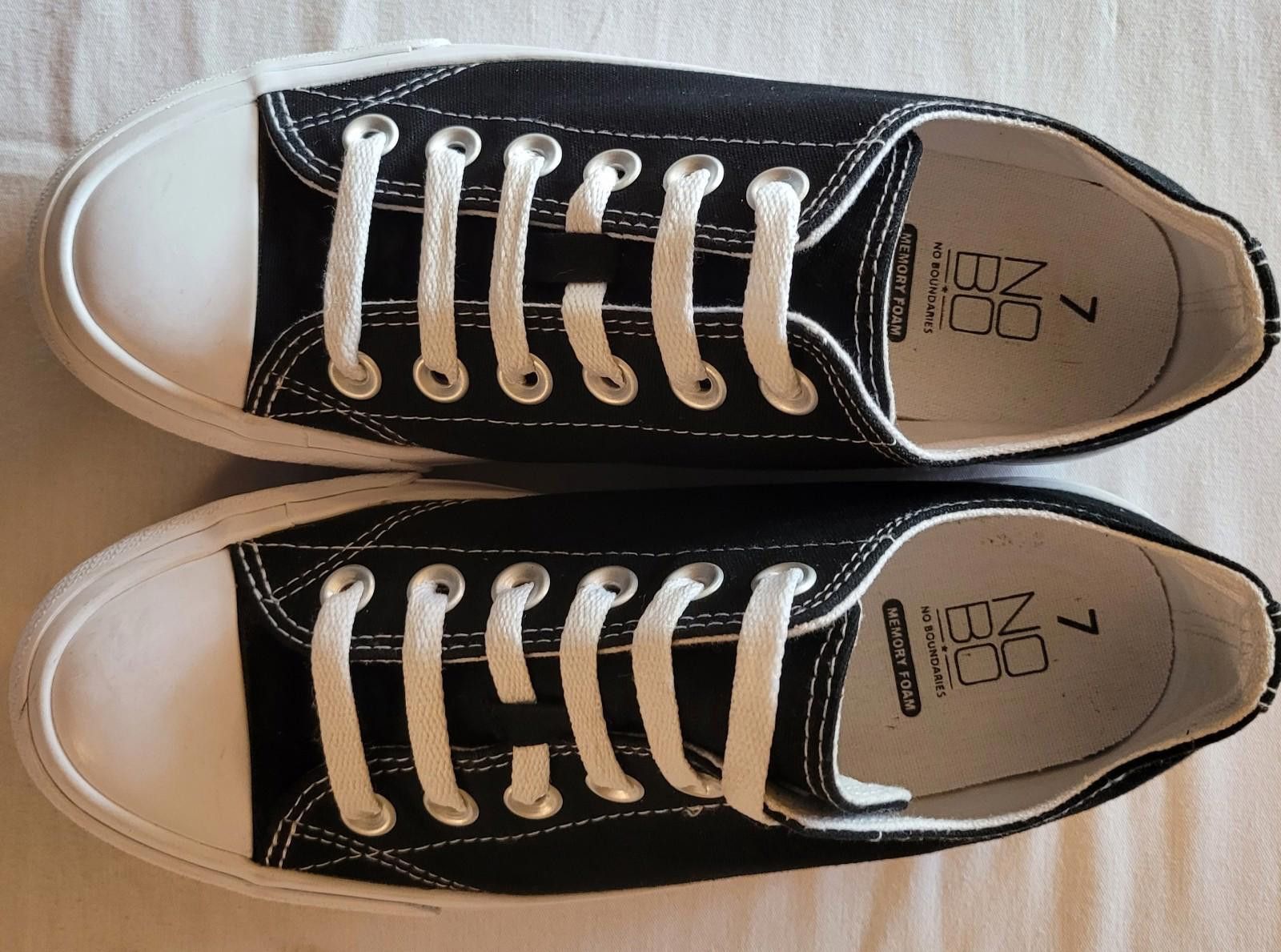 Designer No Boundries women's size 7 blk. & wht. tennis shoes Size US 7 / IT 37 - 1 Thumbnail