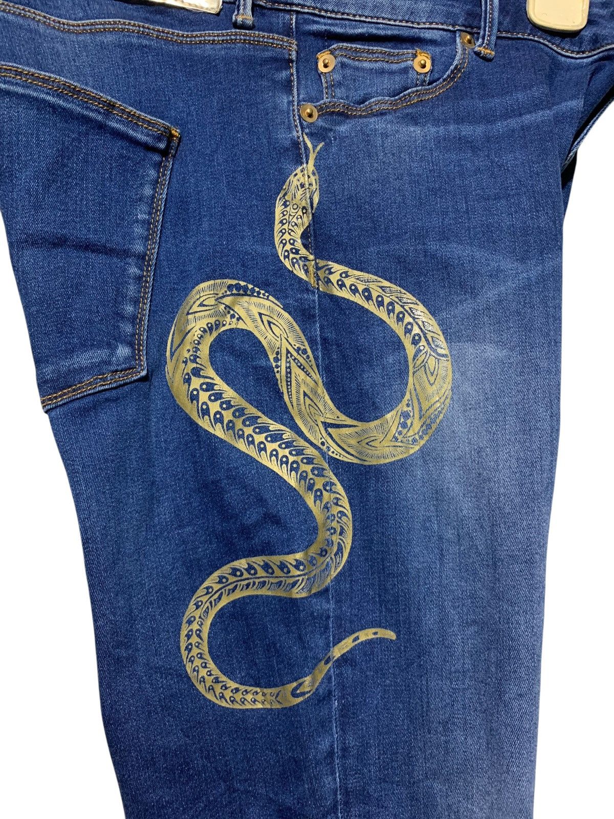 Roberto Cavalli Roberto Cavalli gold snake skinny denim jeans Size 30" / US 8 / IT 44 - 2 Thumbnail