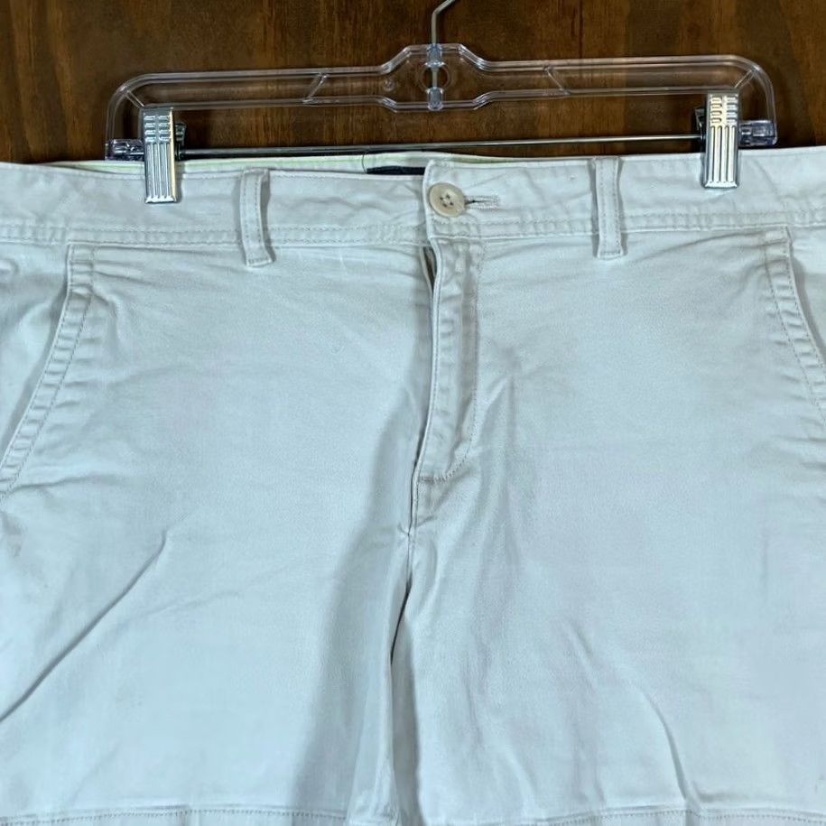 Eddie Bauer Eddie Bauer Womens Shorts Gray Midi Casual Stretch 14 Bermuda Plus Size Rise Mid 8.5-10.5 Adults Womens Size 25" / US 0 / IT 36 - 2 Thumbnail