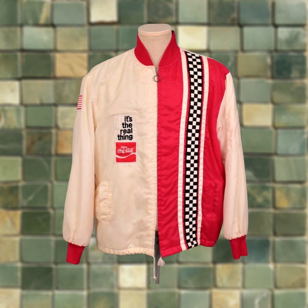 Vintage VTG Racing Jacket Coca Cola Nylon 60s 70s White Red Mens XL/L Racing Jacket Decade 1970s Vintage Jacket Mens White Red Coca Cola Nylon Racing Jacket Size US L / EU 52-54 / 3 - 1 Thumbnail