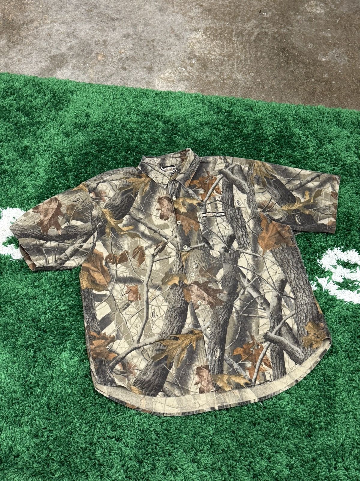 Realtree Realtree Supreme Winchester Camp Hunting Camo Grass Shirt XL Size US XL / EU 56 / 4 - 1 Thumbnail