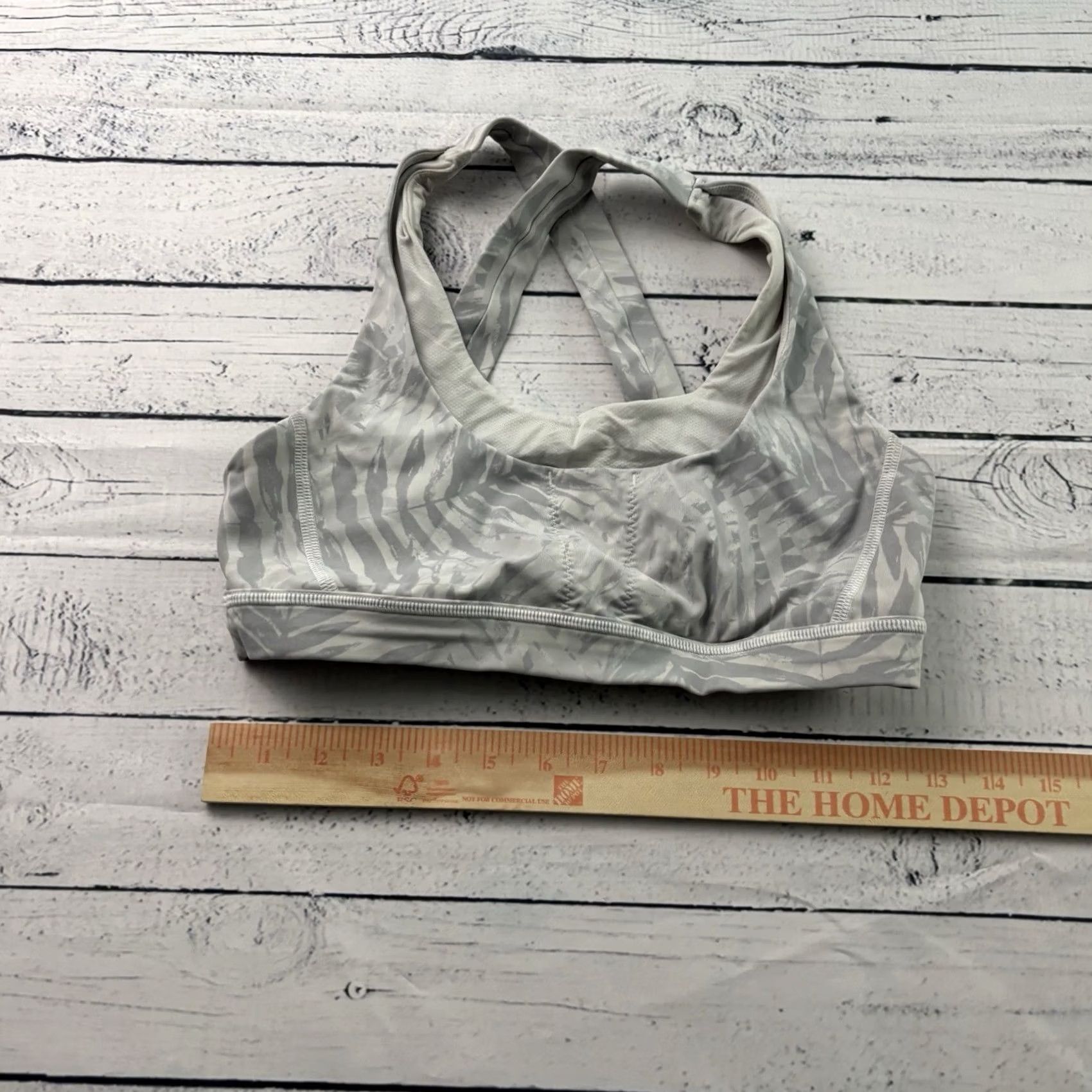 Lululemon Lululemon Crossback Floral Print Sports Bra Women's M Gray Size ONE SIZE - 3 Thumbnail