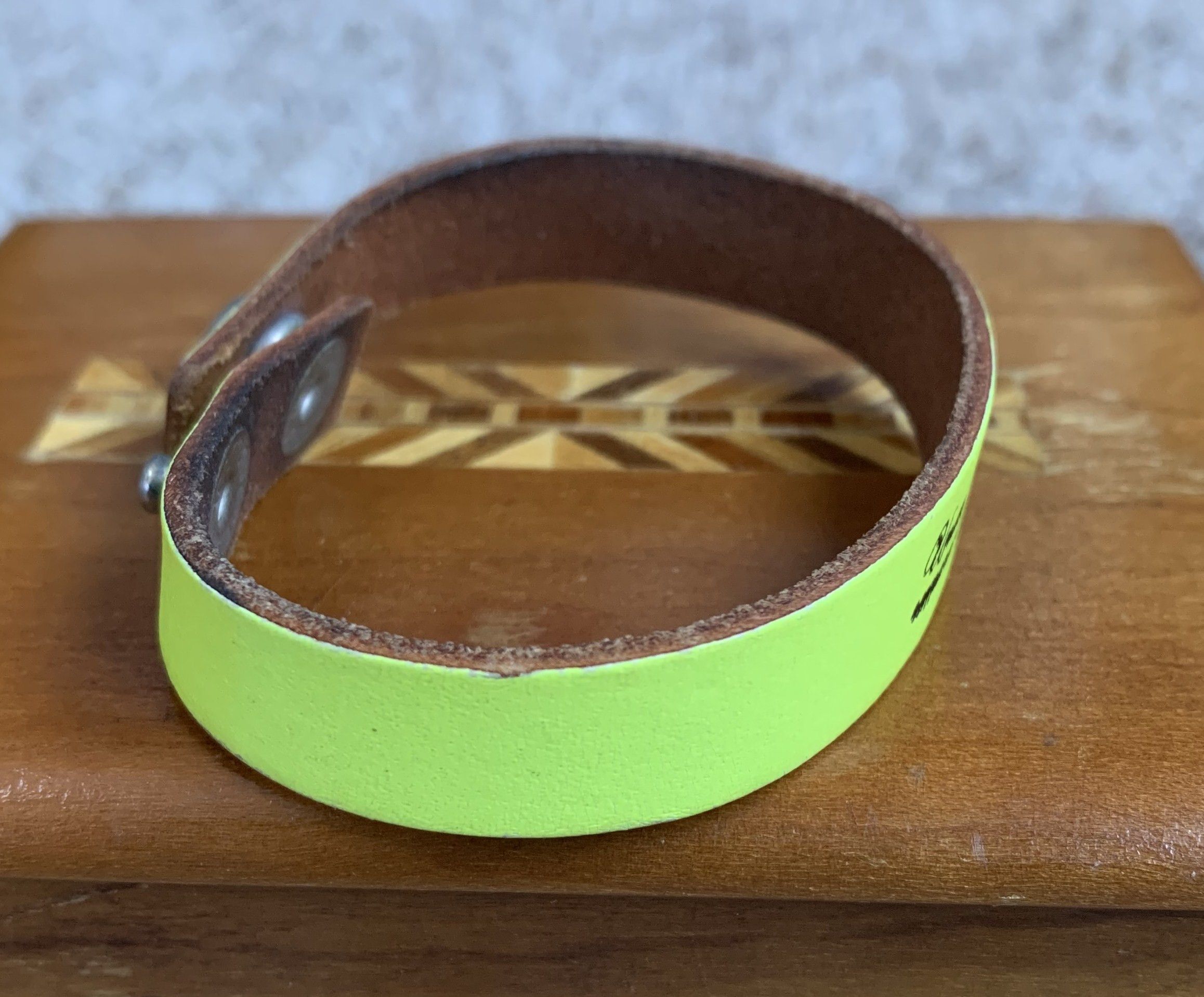 Undercover S/S 2003 Undercover Logo Green Leather Bracelet Size ONE SIZE - 4 Thumbnail