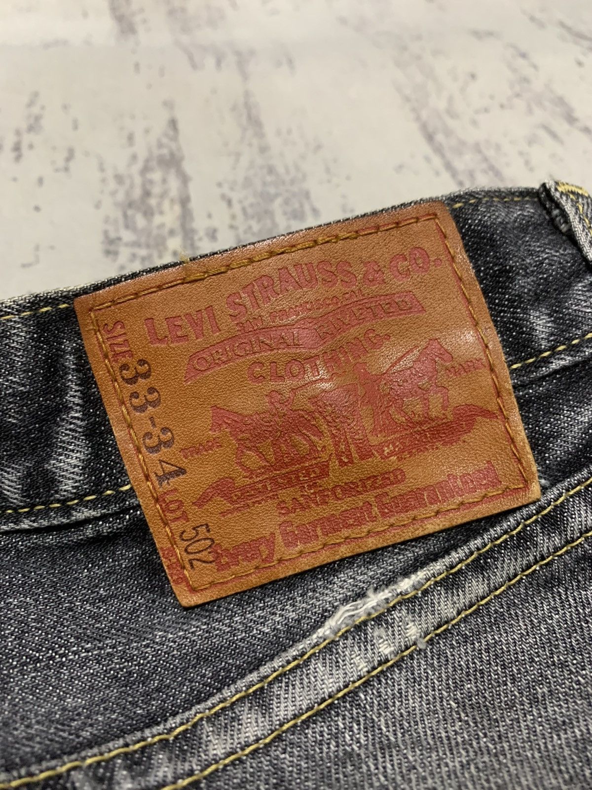 Levi's Vintage Levis 502 Faded Distressed Jeans Size US 32 / EU 48 - 12 Thumbnail