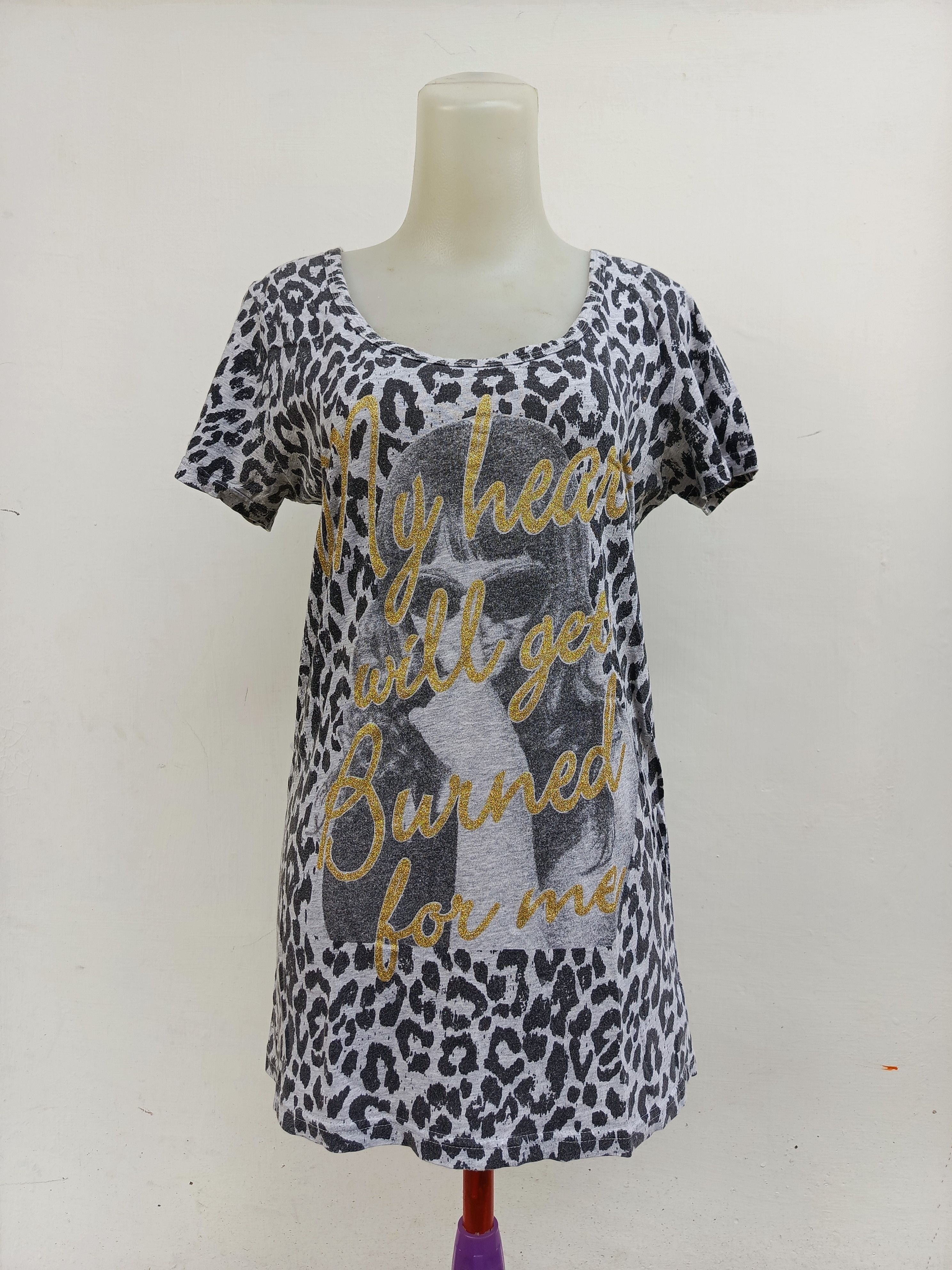 Japanese Brand Splurge Diva Parties Y2K Leopard Print Graphic T-Shirt Size L / US 10 / IT 46 - 1 Thumbnail