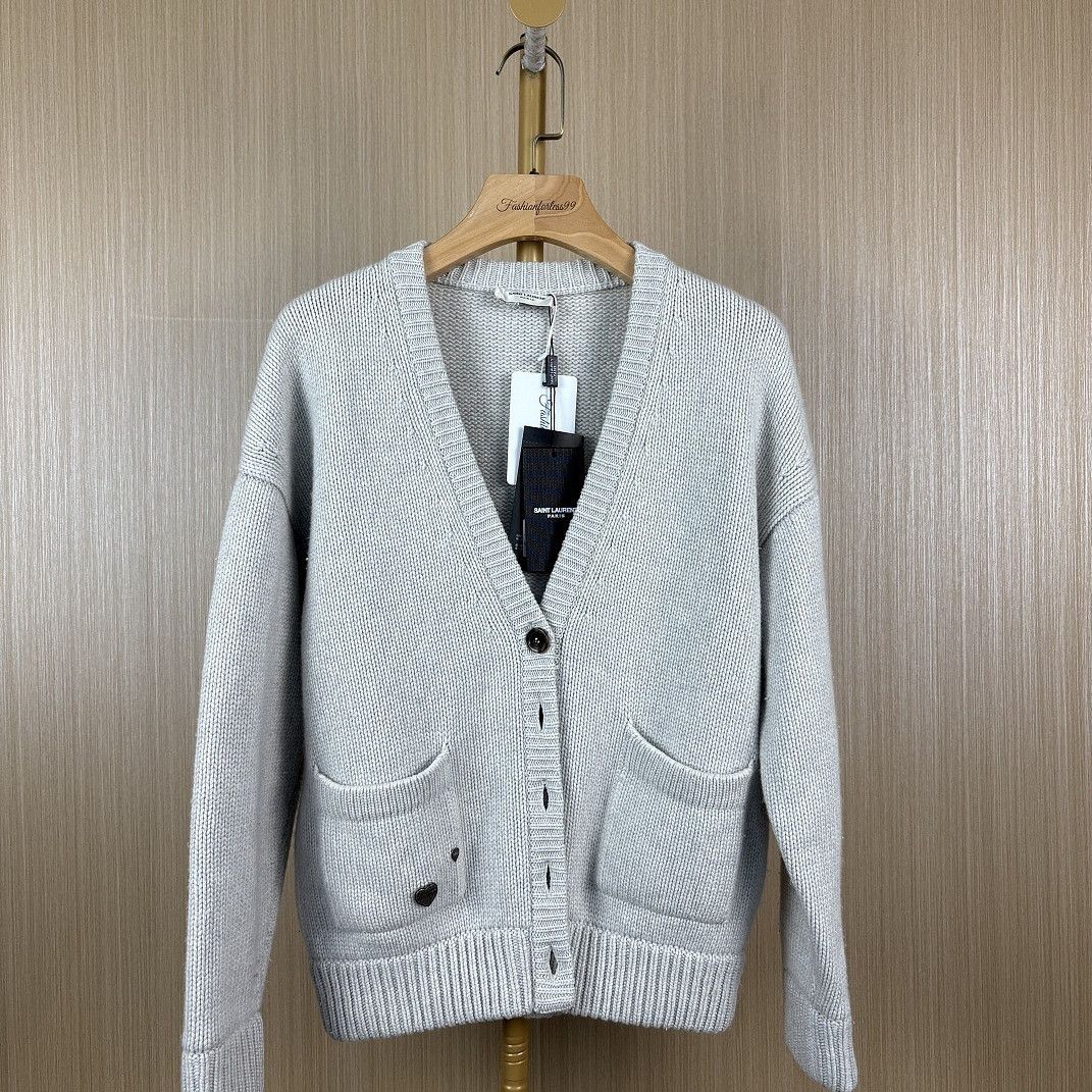 Saint Laurent Paris Saint Laurent Cashmere V-Neck Cardigan Size XS Size XS / US 0-2 / IT 36-38 - 1 Thumbnail