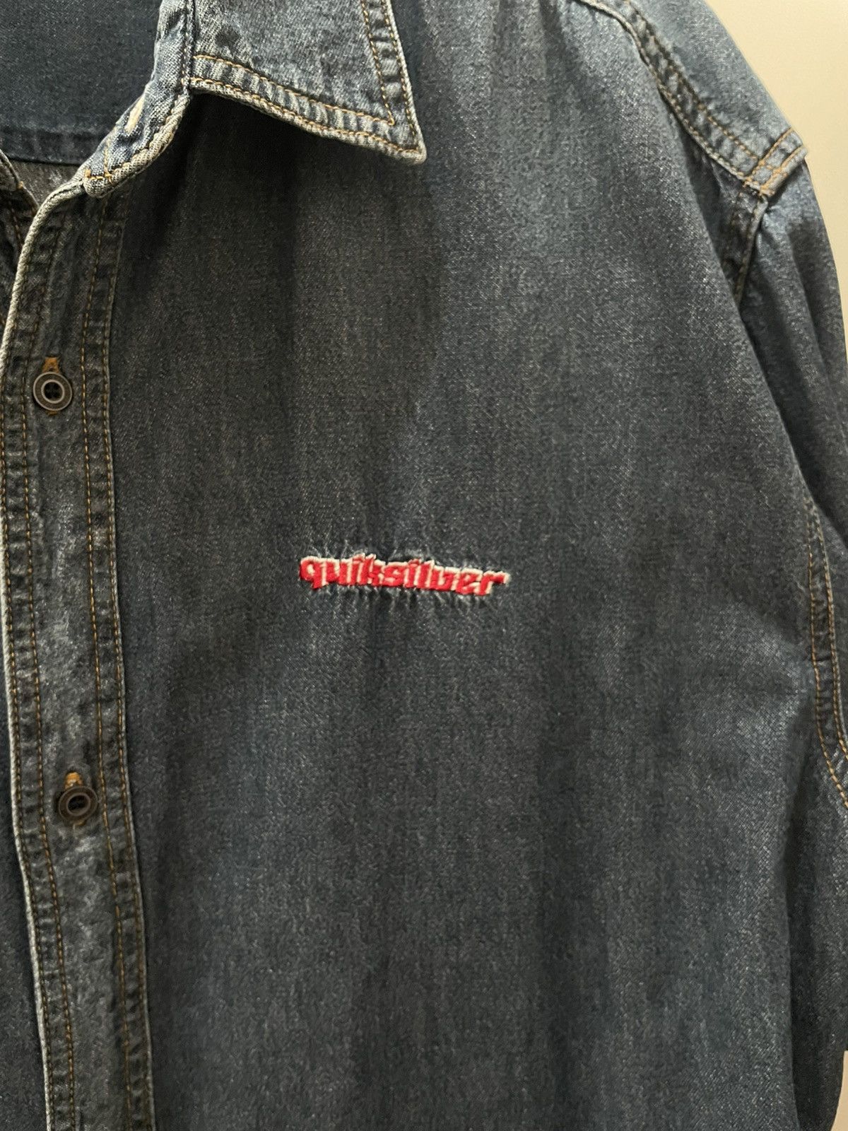 Quiksilver Vintage Quiksilver Y2K Denim with Embroidered Logo Size US L / EU 52-54 / 3 - 7 Thumbnail