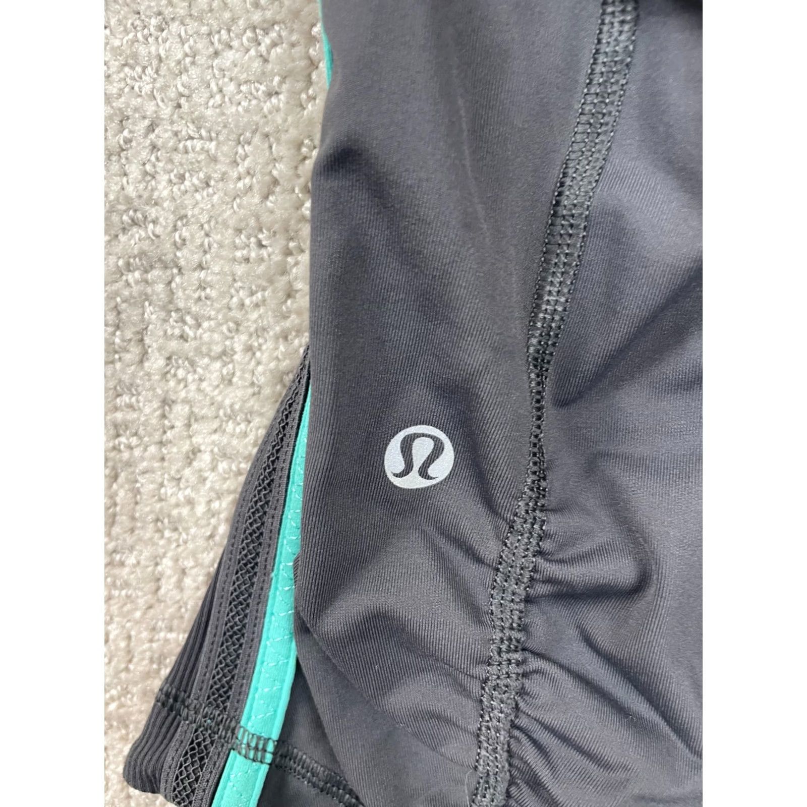 Lululemon Lululemon Leggings Womens Size 6 Cropped Skinny Pull On Black Blue Stretch Yoga Athleisure Medium Spring Summer Fall Womens Size 28" / US 6 / IT 42 - 6 Thumbnail