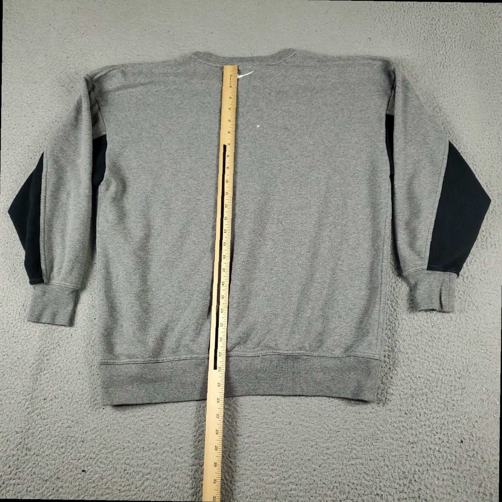Nike Nike Womens Small Gray Sweater Oversized Swoosh Pullover Sweatshirt Size S / US 4 / IT 40 - 5 Thumbnail
