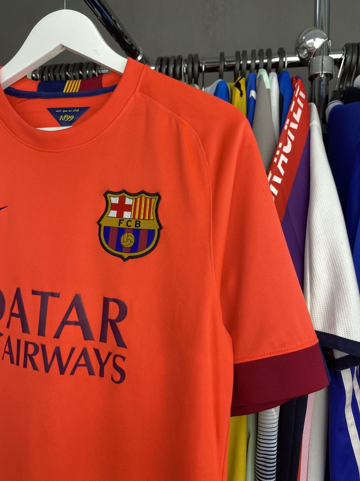 Nike 2014/15 NIKE BARCELONA AWAY SOCCER FOOTBALL JERSEY SHIRT Size US M / EU 48-50 / 2 - 4 Thumbnail