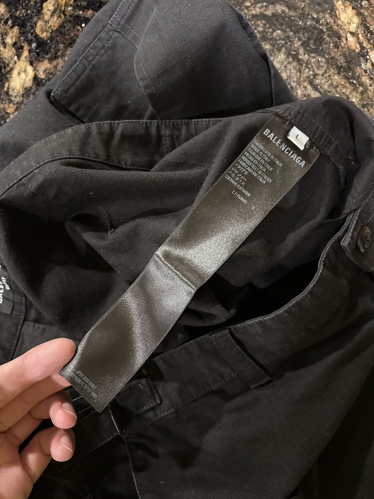 Balenciaga Balenciaga Wide Leg Black Ripstop Cargo Trousers Pants Size US 34 / EU 50 - 14 Thumbnail