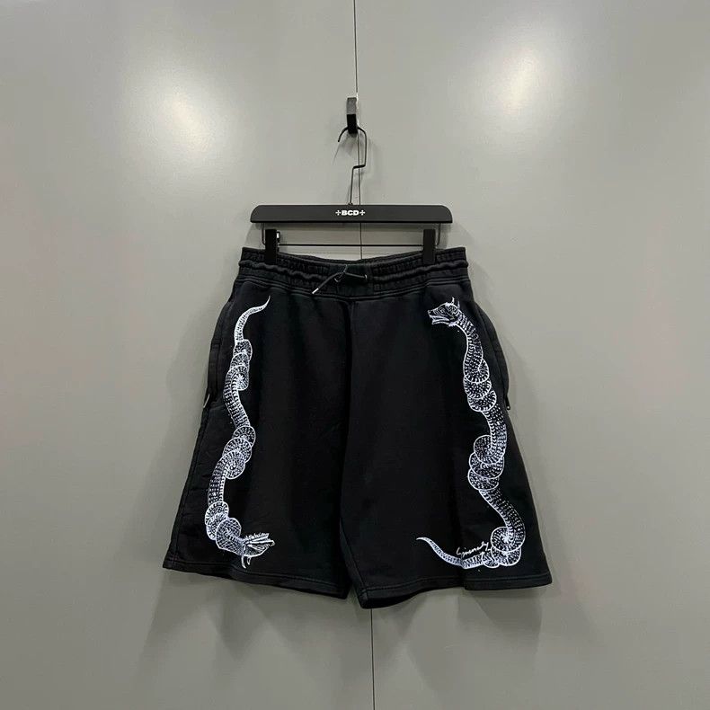 Givenchy Givenchy Size M Snake Pattern Printed Casual Shorts Size US 27 - 1 Thumbnail