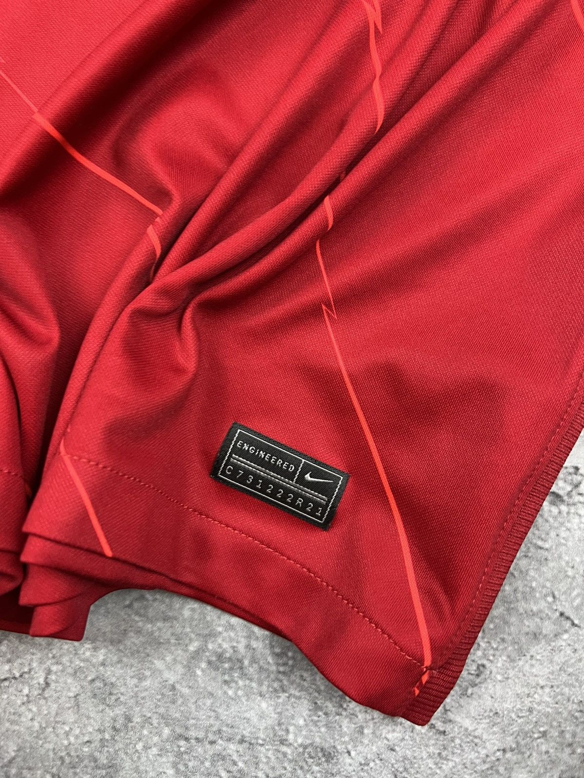 Nike Nike Liverpool 2021/2022 Home Kit Soccer Jersey Football Size US XXL / EU 58 / 5 - 4 Thumbnail