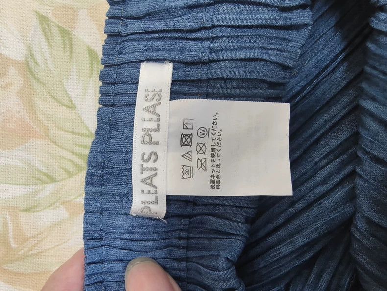Issey Miyake issey miyake size:2 Blue pleated pants Size 42" / US 20 - 3 Thumbnail