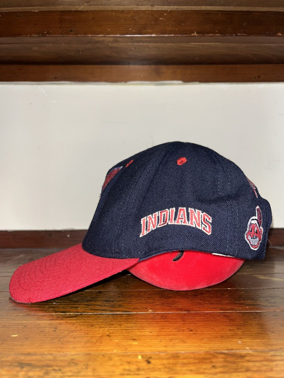 MLB Vintage 90s Official Cleveland Indians Chief Wahoo Hat Size ONE SIZE - 4 Thumbnail