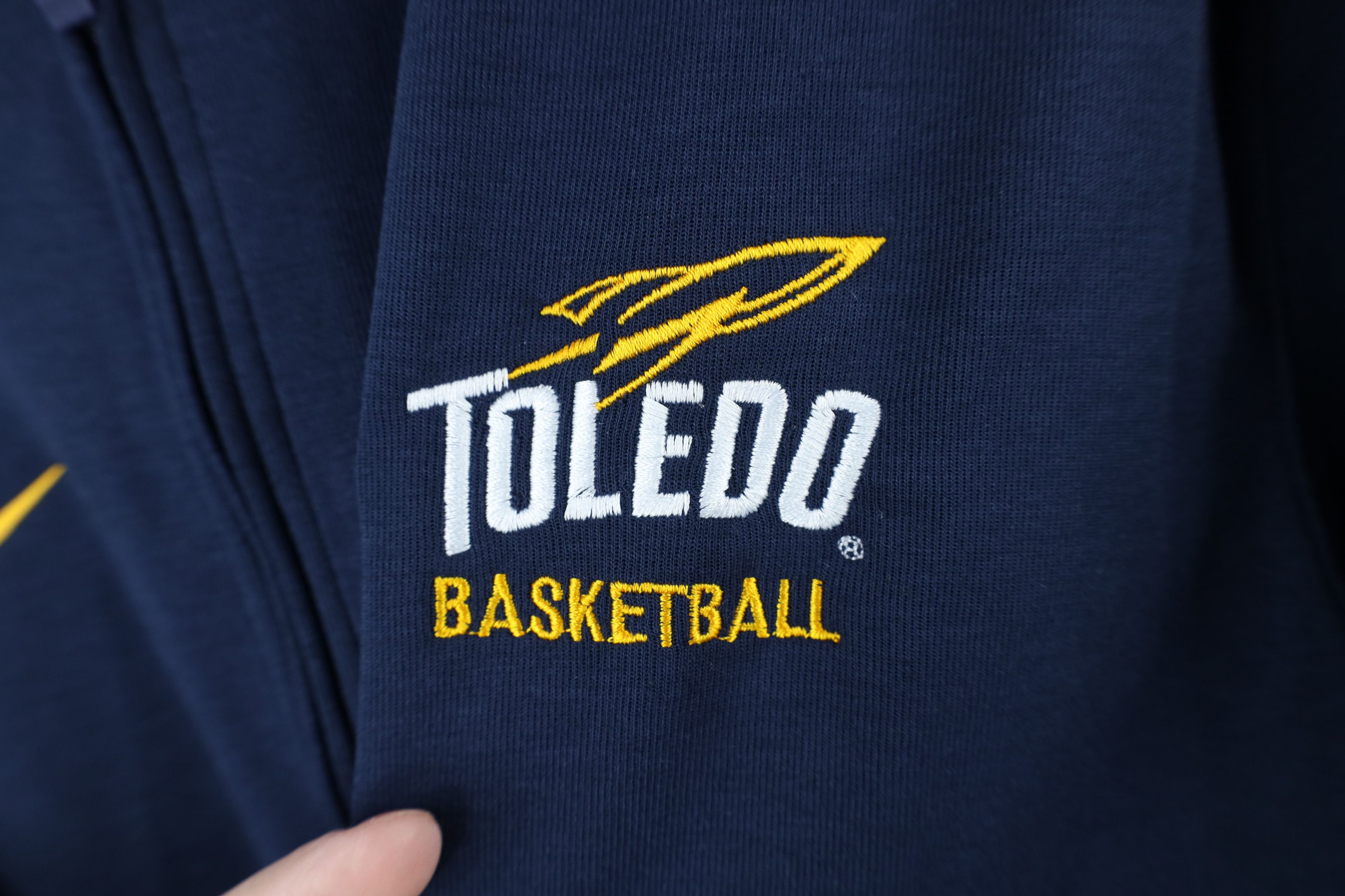 Nike × Vintage Nike University of Toledo Basketball Half Zip Sweater Blue Size US XL / EU 56 / 4 - 5 Thumbnail