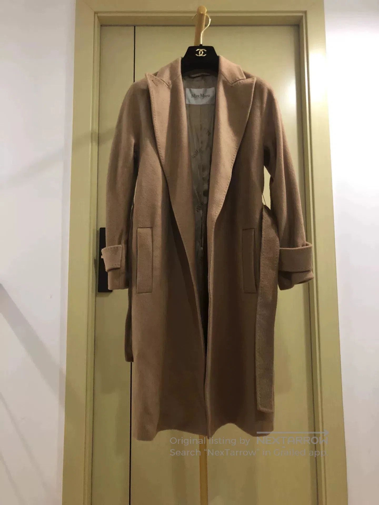 Max Mara MaxMara Camel Hair Coat for Women. Size M / US 6-8 / IT 42-44 - 1 Thumbnail