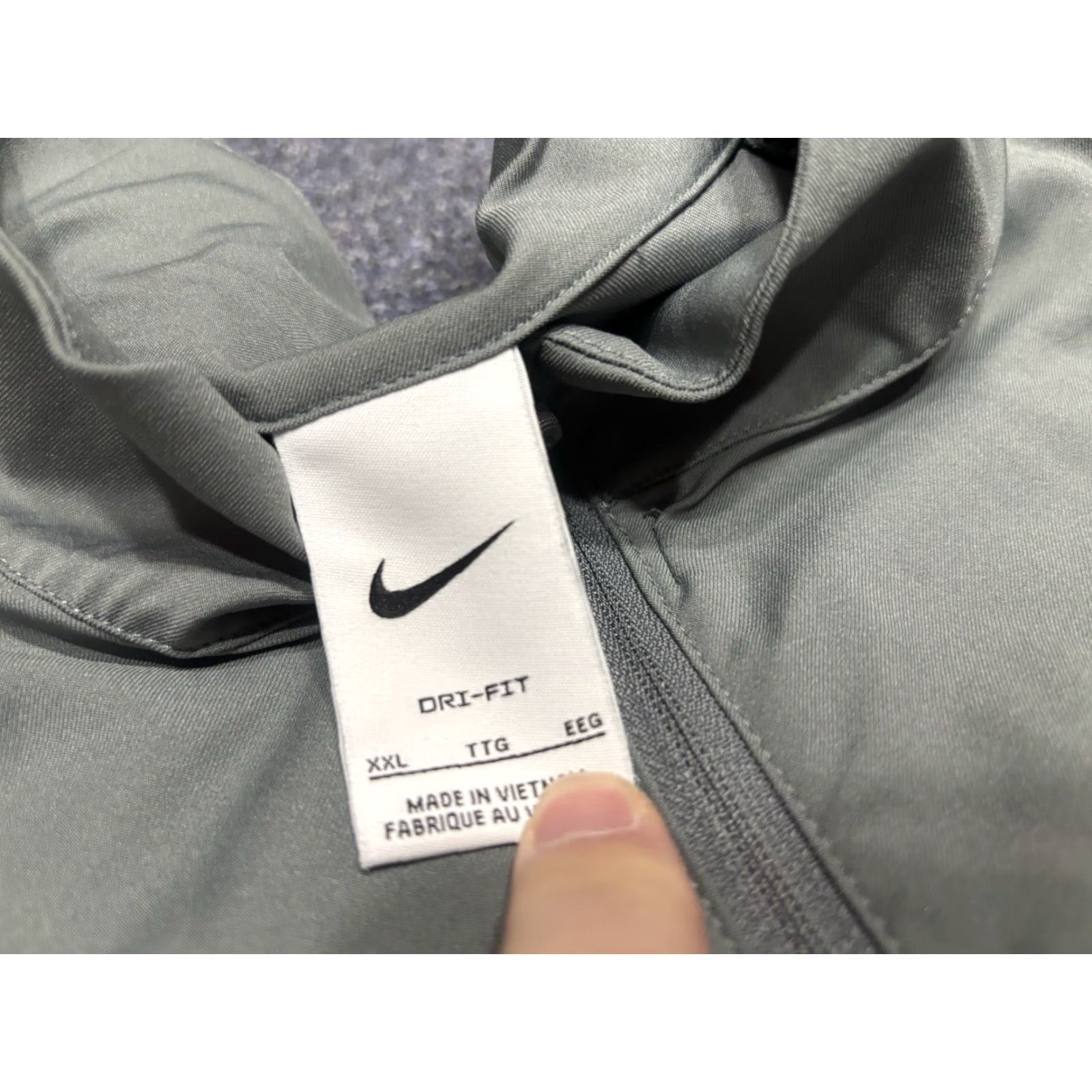Nike Nike Dri-Fit Wake Forest Team Full Zip Running Jacket Men’s 2XL Gray Nike Dri-Fit Track Jacket Full Zip Mens Regular Size XXL Size US XXL / EU 58 / 5 - 2 Thumbnail