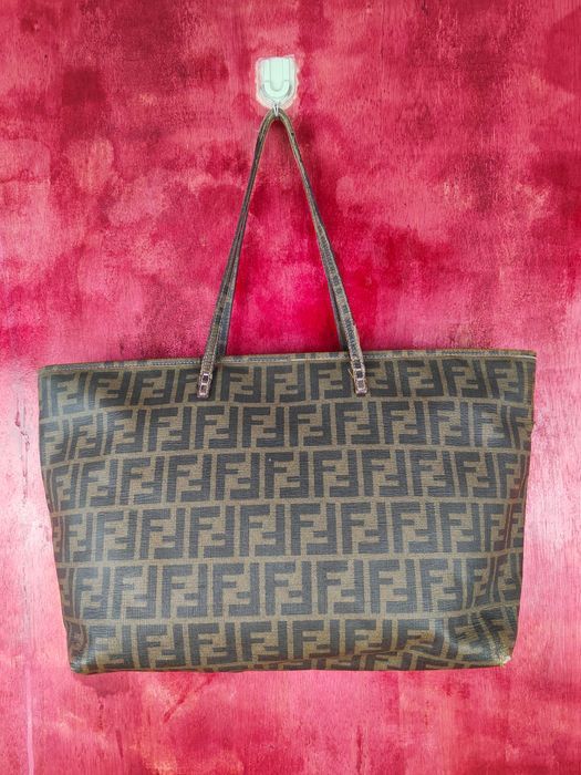 Fendi Fendi Vintage monogram Tote shoulder Bag #SB002DLAL Size ONE SIZE - 1 Thumbnail