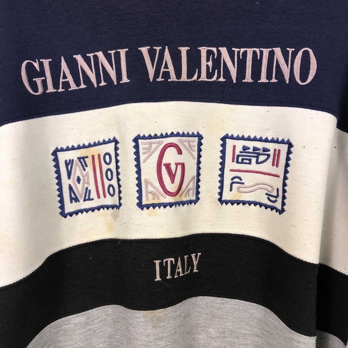 Japanese Brand × Vintage 📌Vintage Sweatshirt Gianni Valentino Italy Big Logo Size US L / EU 52-54 / 3 - 13 Thumbnail