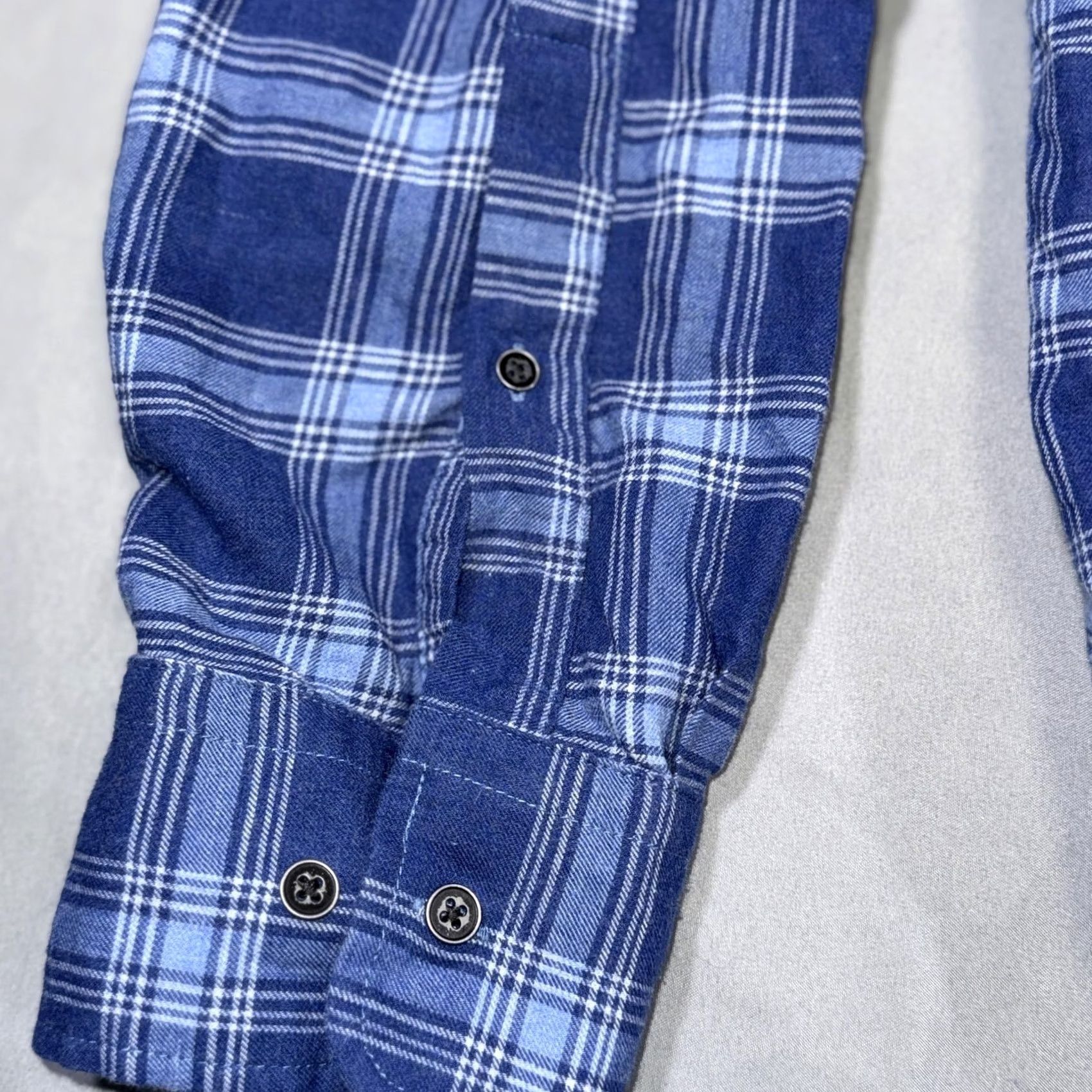 Peter Millar VINTAGE? No. Peter Millar Shirt Mens 2XL Blue Plaid Flannel Button Front Long Sleeve Shirt Mens 2XL Blue Plaid Flannel Button Front Long Sleeve Size US XXL / EU 58 / 5 - 7 Thumbnail