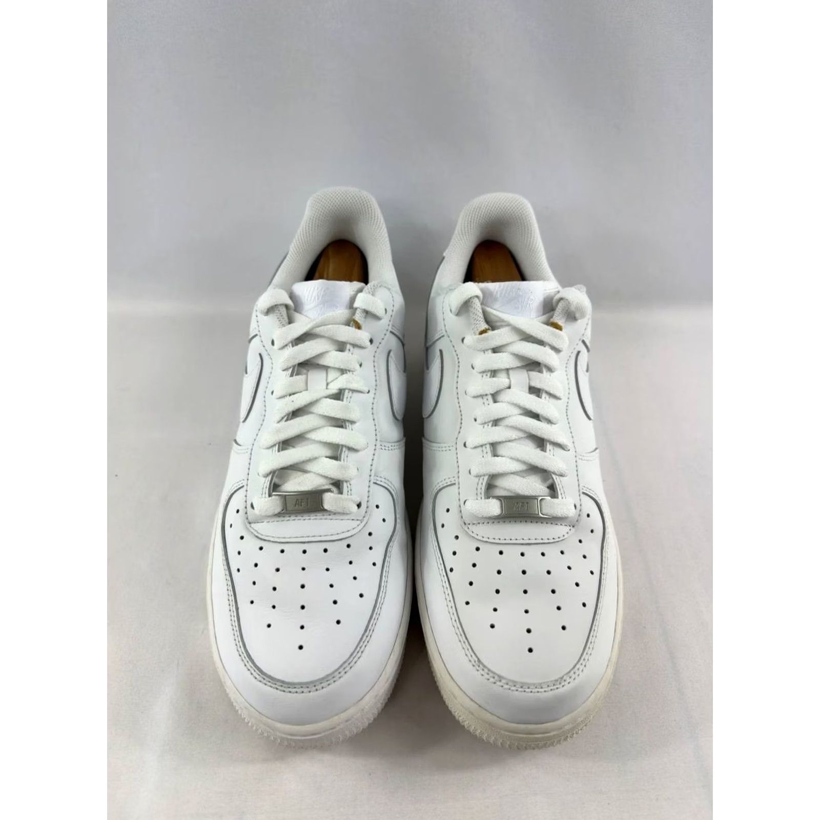 Nike Nike Air Force 1 '07 Triple White CW2288-111 Sneakers Men 11.5 White Size US 12 / EU 45 - 3 Thumbnail