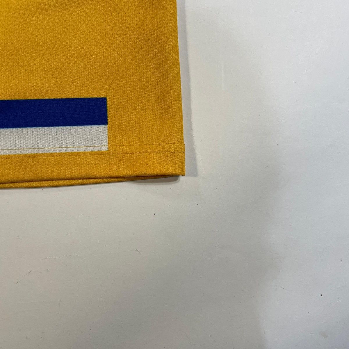 Other Leeds Rhinos Berry's yellow and blue rugby shirt tee Size US S / EU 44-46 / 1 - 6 Thumbnail