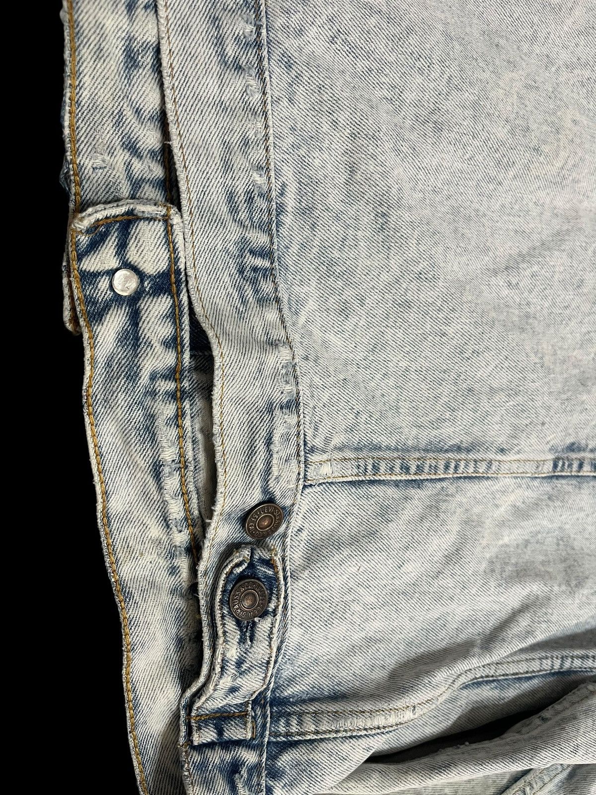 Levi's Vintage distressed Levis jeans Size US XL / EU 56 / 4 - 11 Thumbnail
