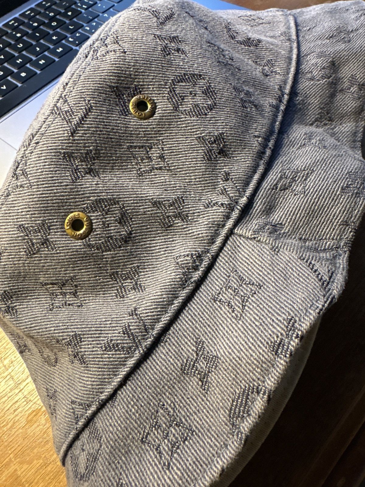 Louis Vuitton Louis Vuitton Denim Bucket hat Size ONE SIZE - 8 Thumbnail