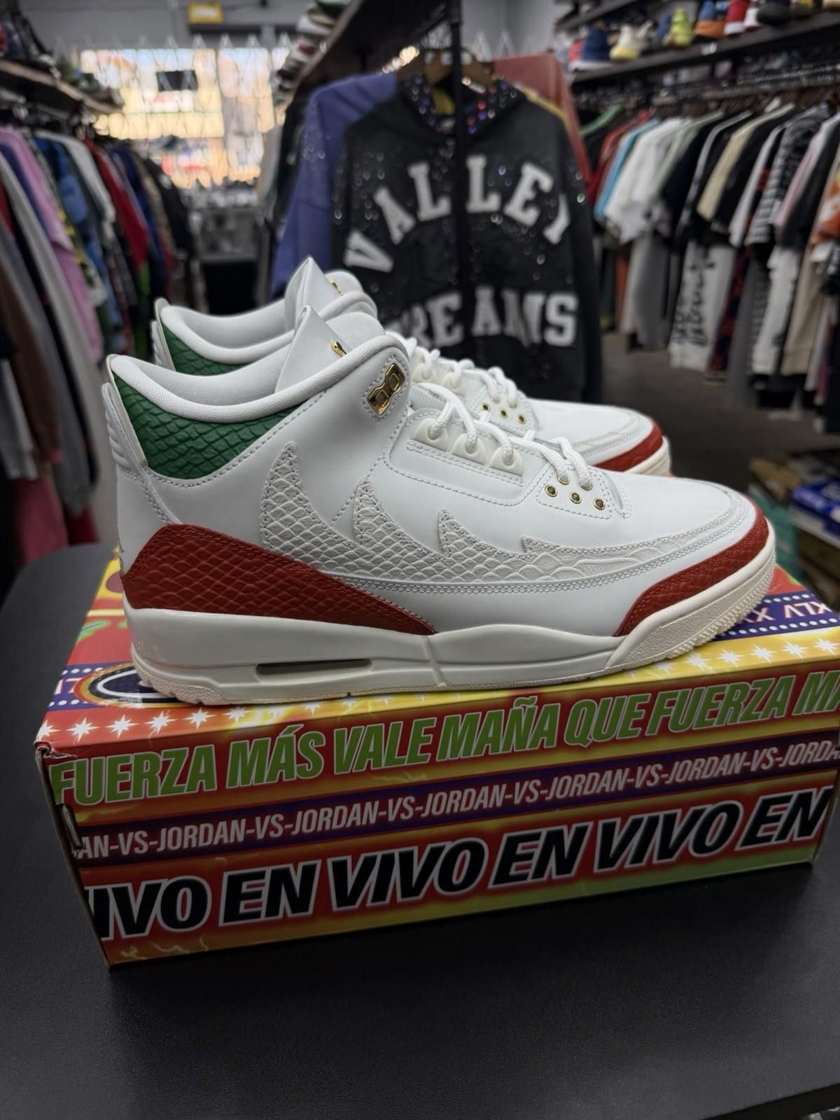 Jordan Brand Size 10.5-Men Air Jordan 3 Retro El Vuelo Summit White/ Size US 10.5 / EU 43-44 - 2 Thumbnail