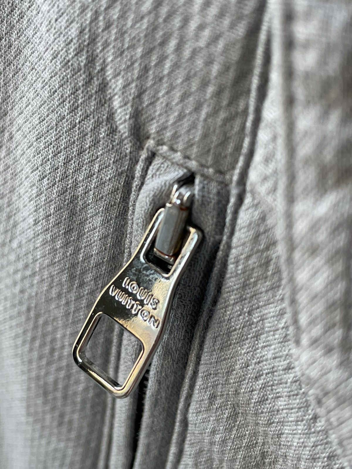 Louis Vuitton Louis Vuitton x Virgil Abloh Reflective Cargo Pants Size US 40 / EU 56 - 4 Thumbnail