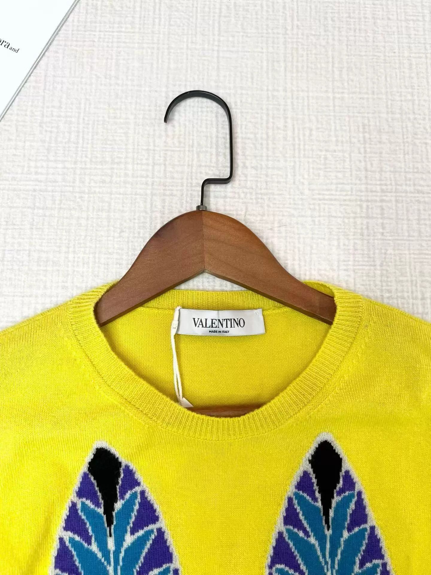 Valentino Valentino Intarsia Logo Wool Long Sleeve Top L Size L / US 10 / IT 46 - 4 Thumbnail