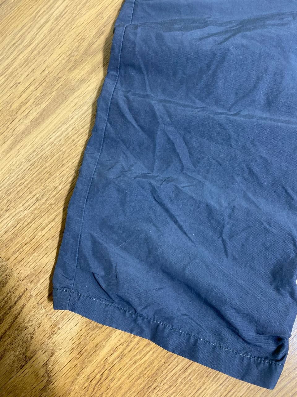 Diesel × Vintage Vintage 90s Y2K Diesel Big Logo Blue Cargo Long Shorts Size US 28 / EU 44 - 14 Thumbnail