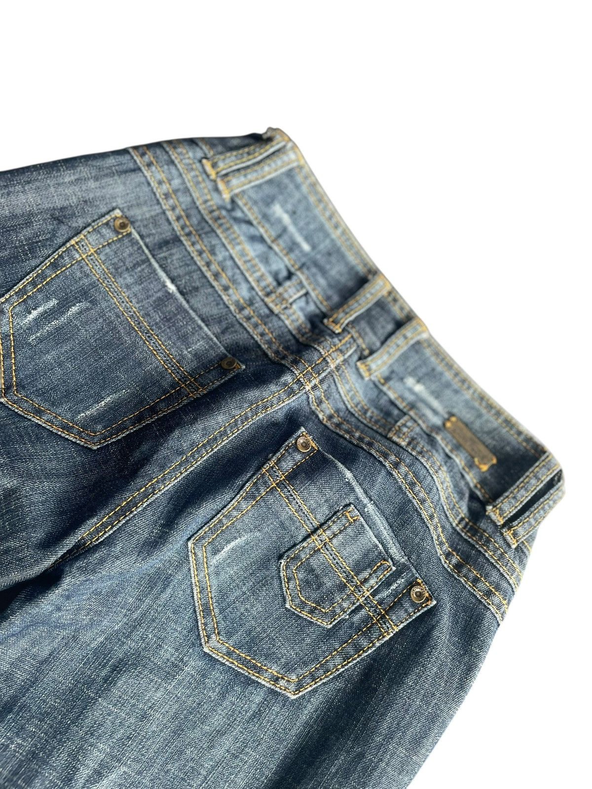 Almost Famous Almost Famous Flare Distresed Size 29" - 8 Thumbnail