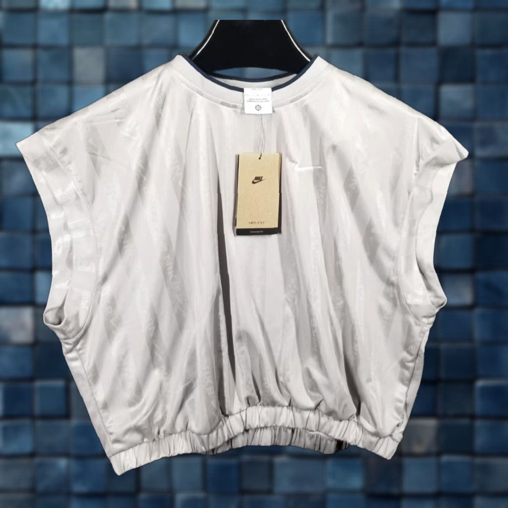 Nike Nike Sportswear Collection AOP Stiped Jacquard Jersey Woman Large FV7549-014 Size L / US 10 / IT 46 - 1 Thumbnail