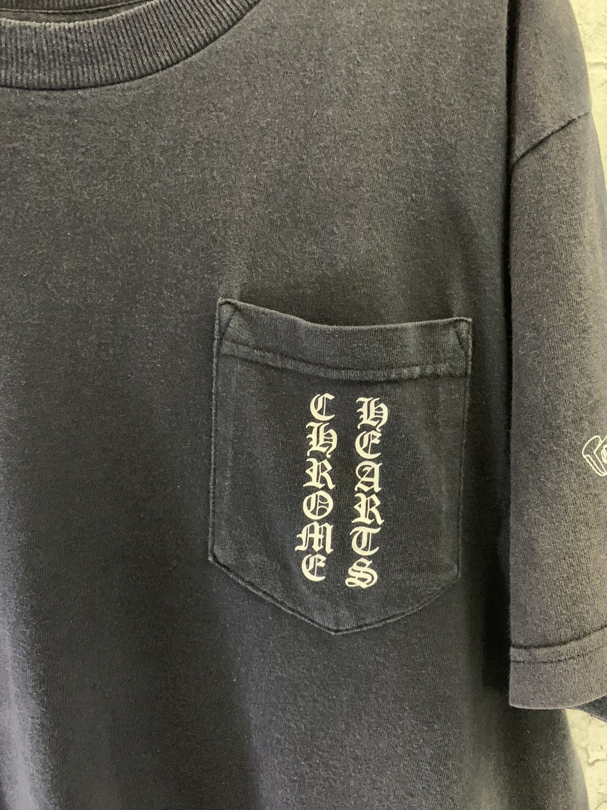 Chrome Hearts × Vintage Vintage Faded 90s Chrome Hearts Scroll Logo Pocket Tee Size US M / EU 48-50 / 2 - 3 Thumbnail