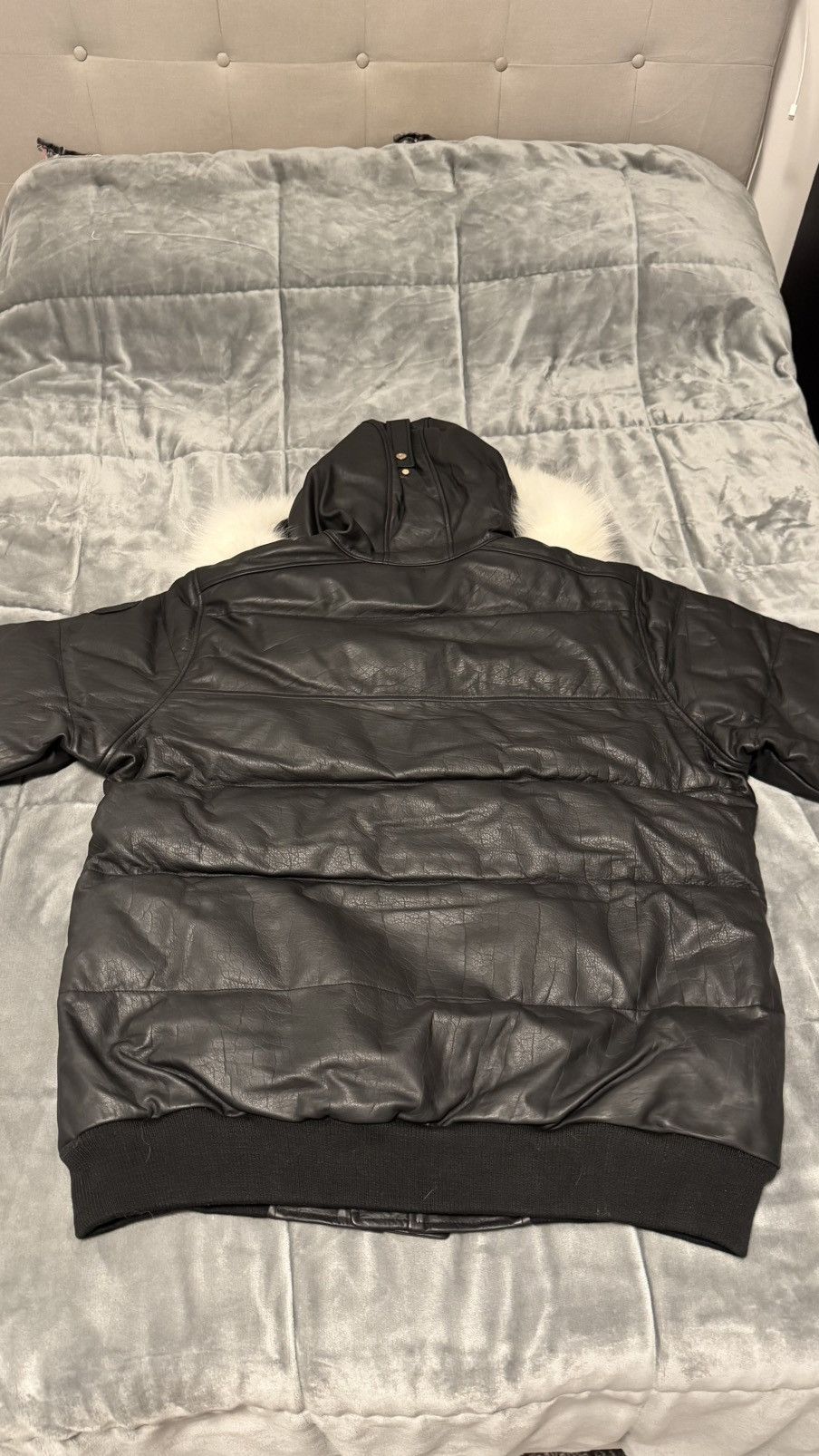Canada Goose × October's Very Own 💎F&F💎 24k Gold OVO Buffalo Leather Chilliwack Size US XXL / EU 58 / 5 - 13 Thumbnail