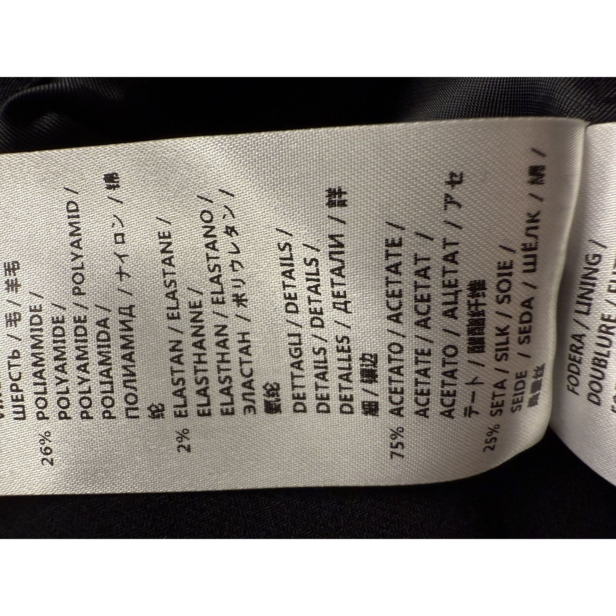 Alexander McQueen Alexander McQueen Double-Breasted Asymmetrical Black Coat Size S / US 4 / IT 40 - 21 Thumbnail