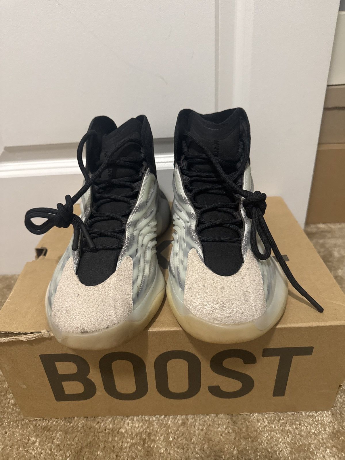 Yeezy Yeezy QNTM Size US 8.5 / EU 41-42 - 2 Thumbnail
