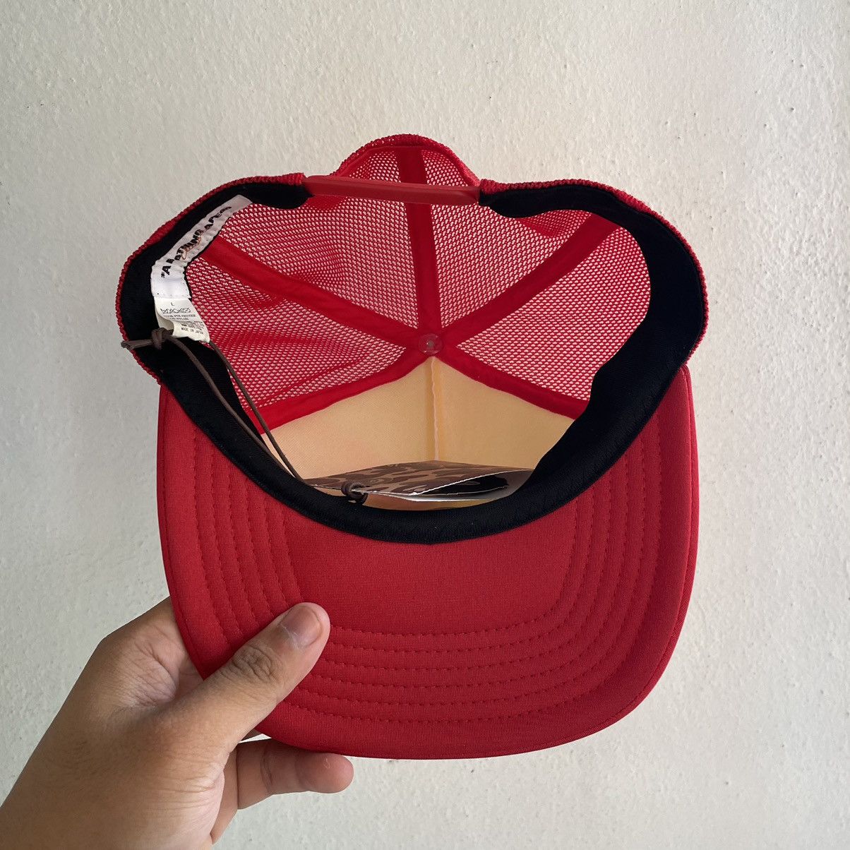Bape Vintage Bape Mad Face Mesh Trucker Cap Size ONE SIZE - 9 Thumbnail