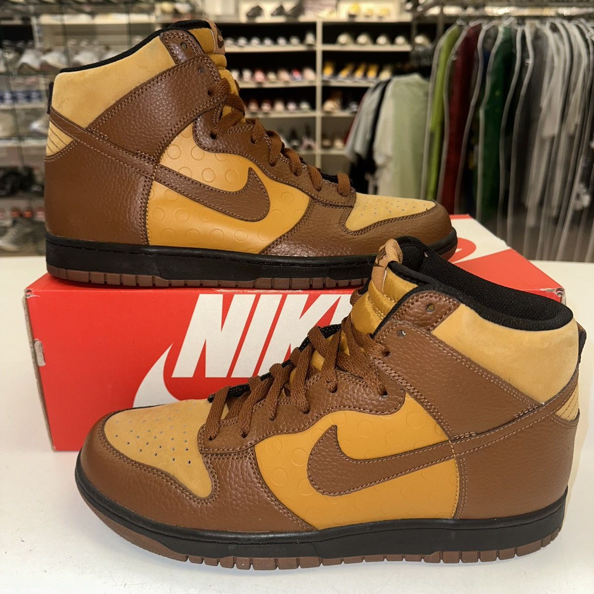 Nike Size 10.5 - Nike Dunk High Bronze Pecan Leather Polka Dot Size US 10.5 / EU 43-44 - 1 Thumbnail