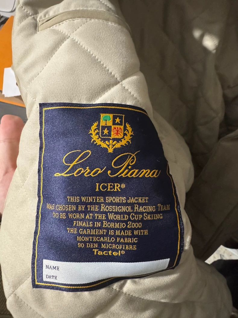 Loro Piana LORO PIANA A jacket with a shoulder sleeve design Size US L / EU 52-54 / 3 - 4 Thumbnail