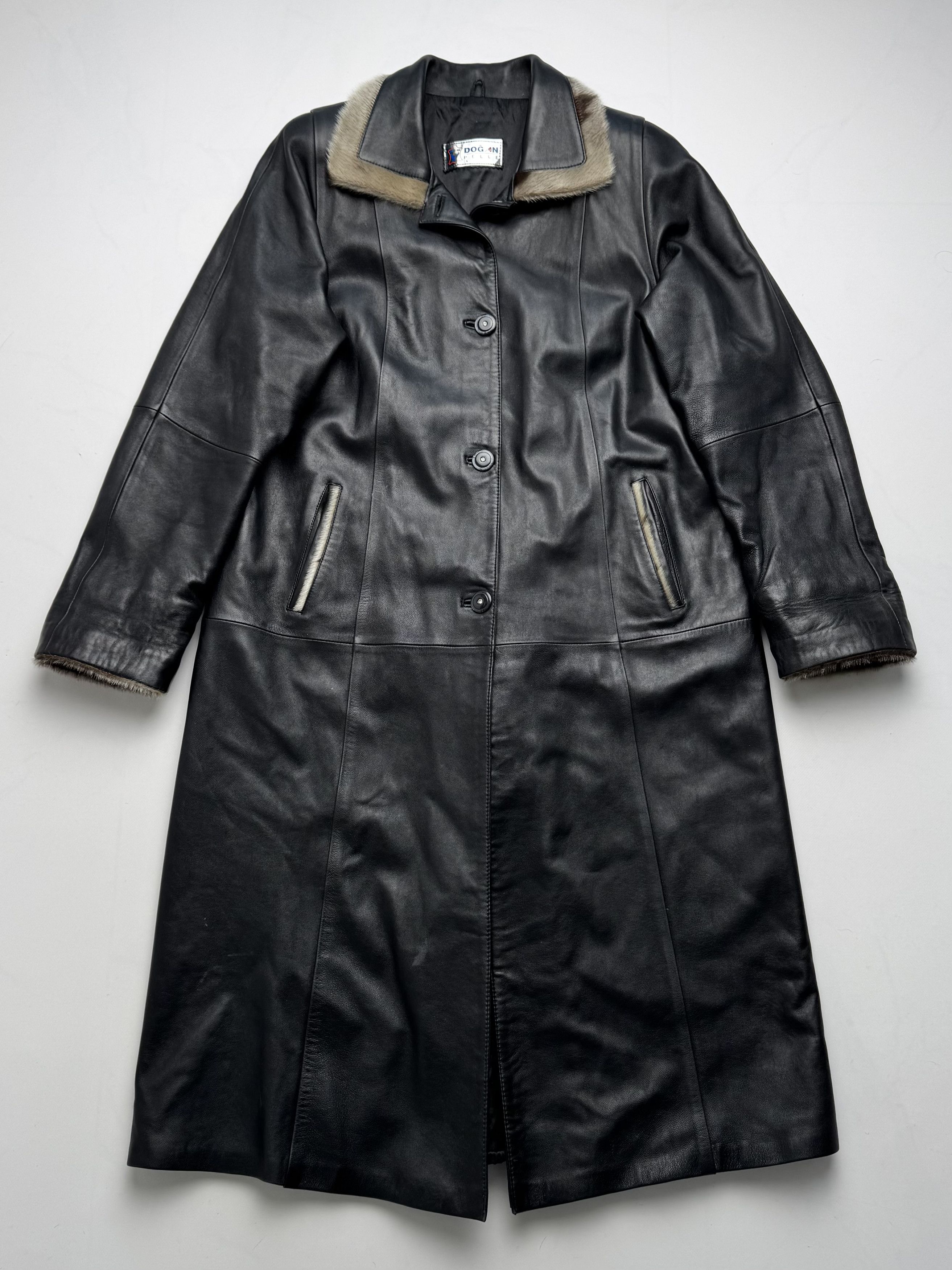Vintage Vintage Black Leather Coat Long Button Up Shearling Collar Size L / US 10 / IT 46 - 1 Thumbnail