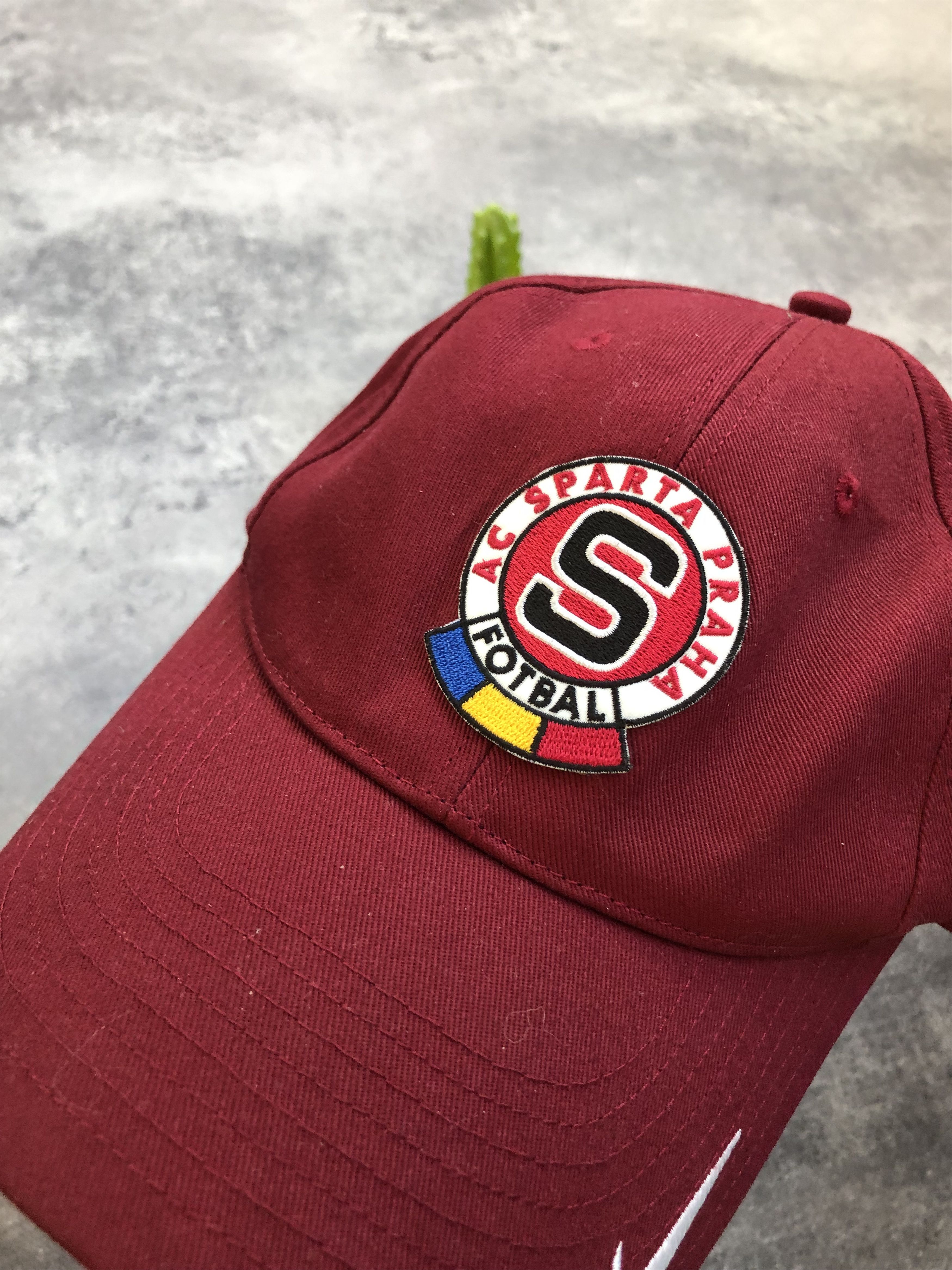 Nike NIKE AC SPARTA PRAHA FOOTBALL Cap Big Logo Streetwear Size ONE SIZE - 3 Thumbnail