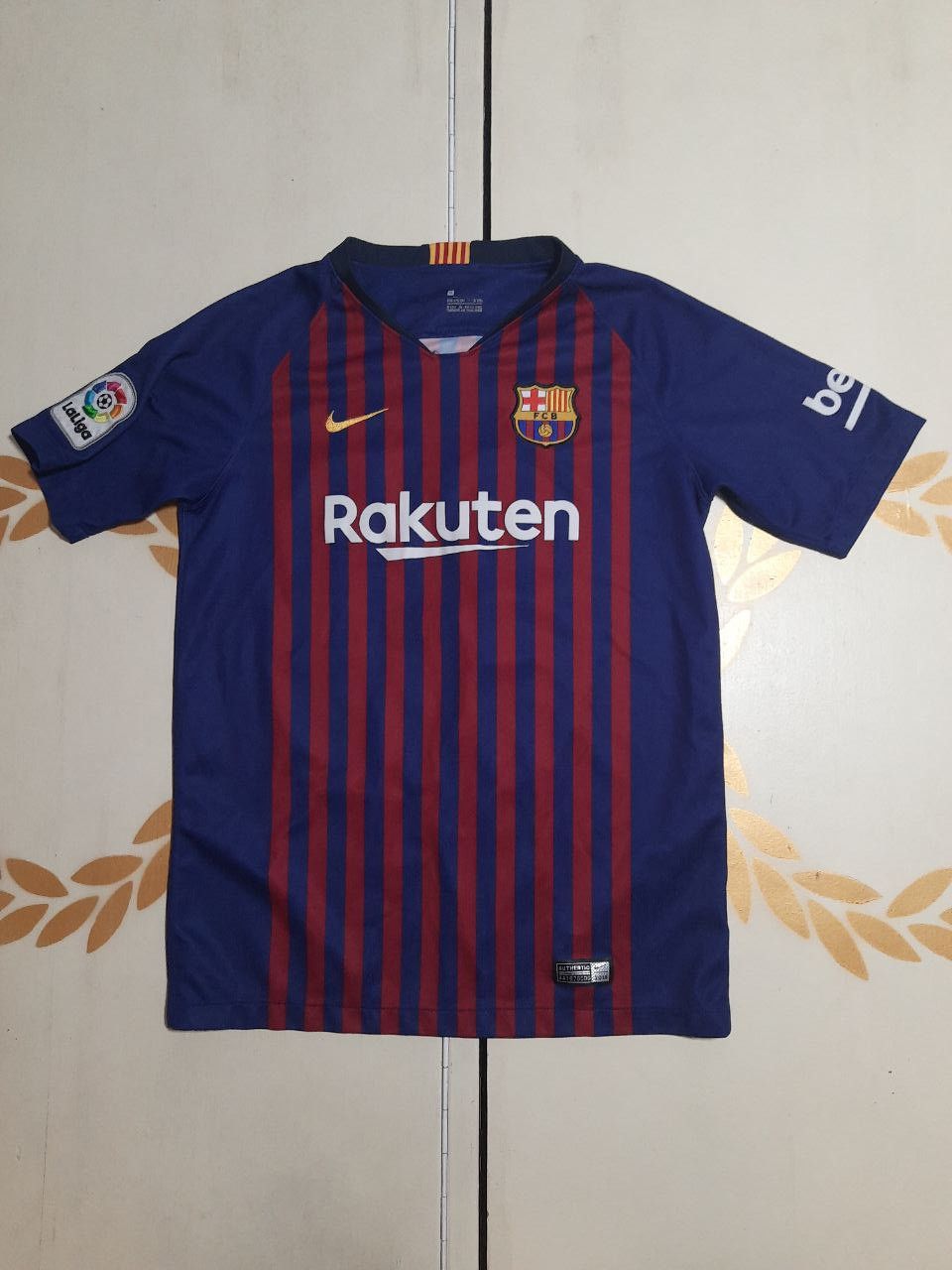 Nike Nike Barcelona FC Jersey #10 Messi 2018-2019 kids size XL Size US XS / EU 42 / 0 - 2 Thumbnail