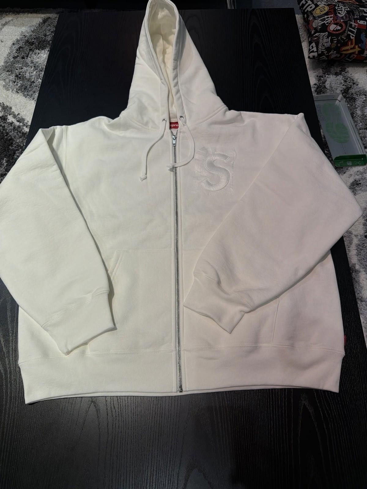 Supreme Supreme S Logo Zip Up Hooded Sweatshirt White (Large) NEW Size US L / EU 52-54 / 3 - 2 Thumbnail