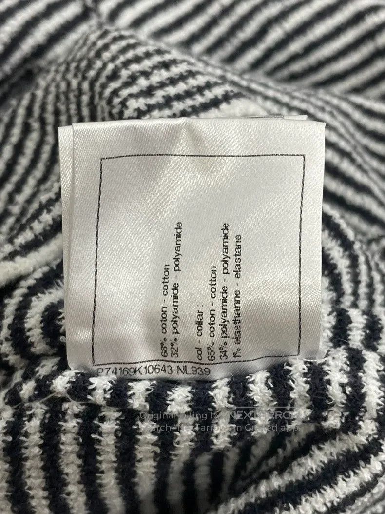 Chanel Chanel 23C black and white striped lapel V-neck long-sleev Size XS / US 0-2 / IT 36-38 - 8 Thumbnail