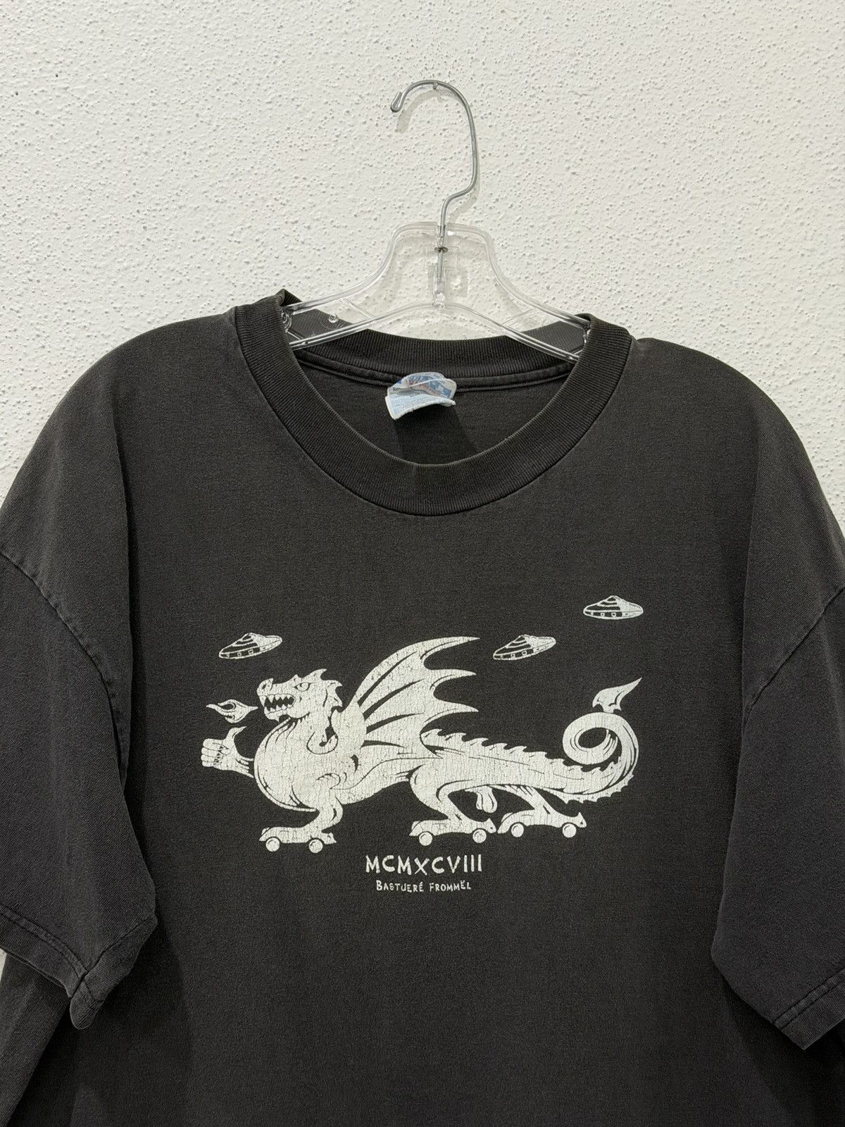 Rap Tees Vintage 90s Dragon Graphic Tee Bastuere Frommel 1998 Art Car Size US XL / EU 56 / 4 - 2 Thumbnail