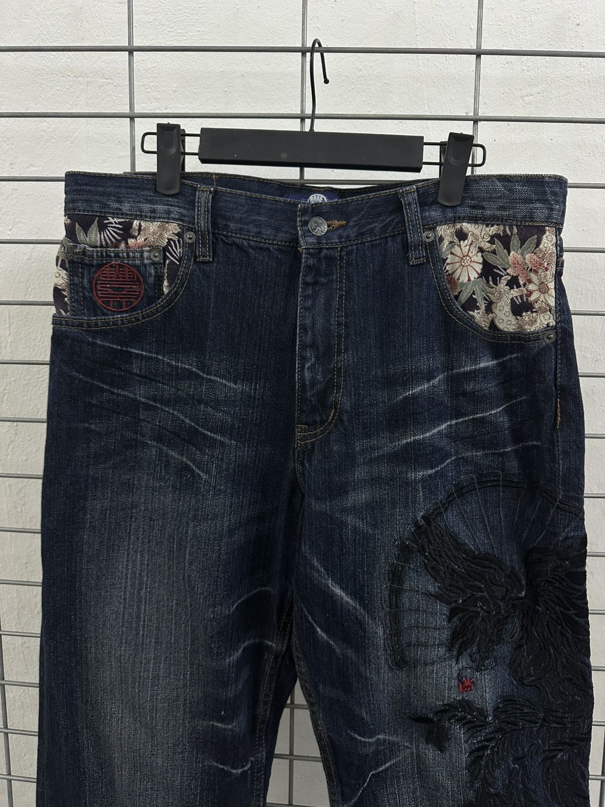 Karakuri Tamashii Karakuri Tamashi Buden Embroidery Eagle Sukajan Jeans Size US 33 - 4 Thumbnail