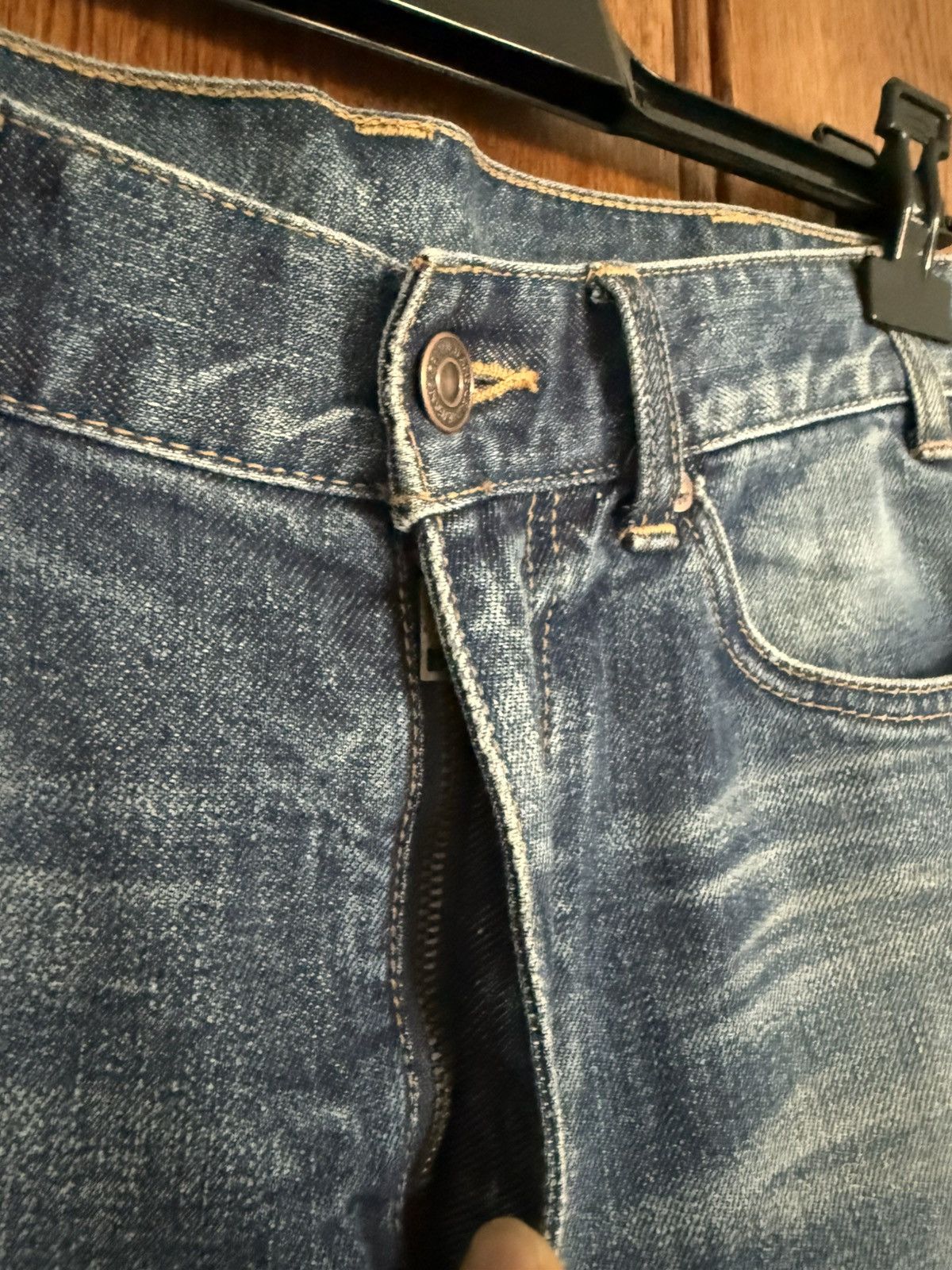 Celine FW22 Celine Hedi Slimane blue skinny jeans in Union wash 29 Size US 29 - 12 Thumbnail
